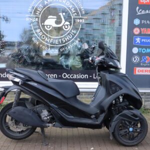 Piaggio  MP3 mat zwart  2018  SH305N | GERESERVEERD