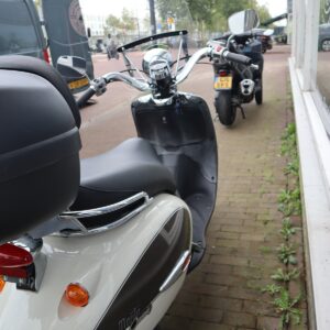 Aprilia Habana 150 motorscooter